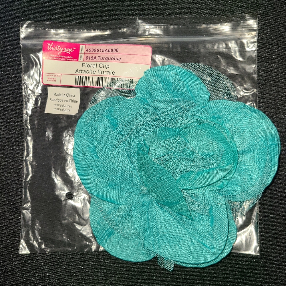 Thirty-One turquoise rosette floral clip